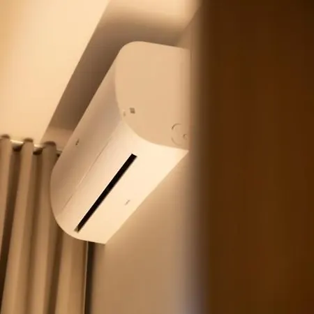 Cs Brown On Apartament