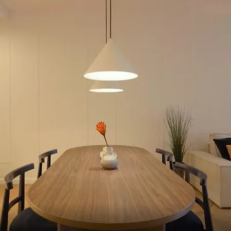 Cs Brown On Apartament